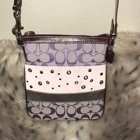 COACH MATCHING CROSSBODY BAG AND WRISTLET - Picture 6 of 13